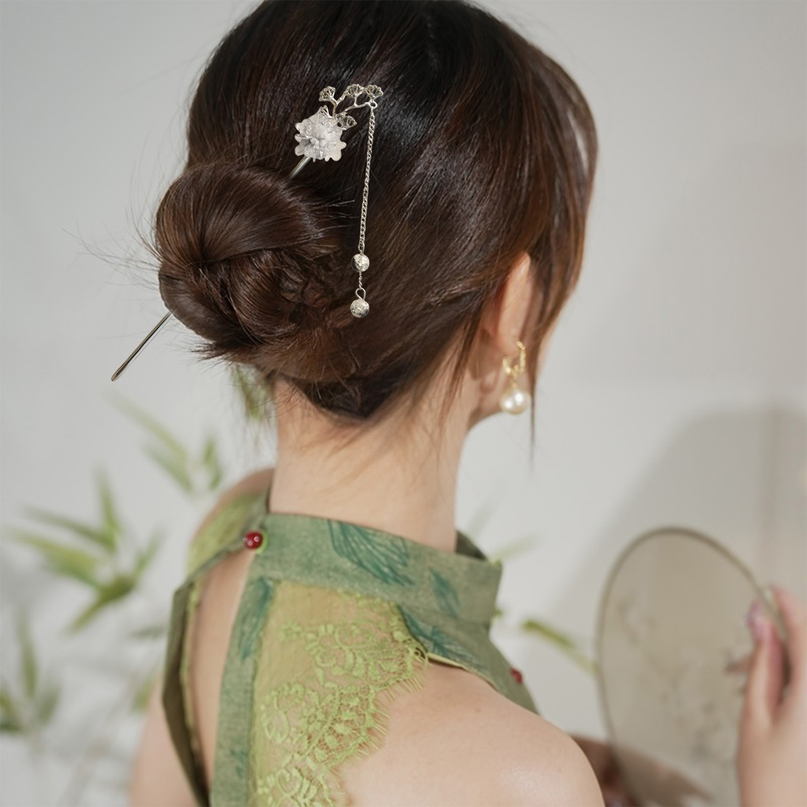 Hair Bundles - กิ๊บติดผมรูปดอกไม้สุดหรู วัสดุอัลลอยด์ ประดับลูกปัด โซ่ และจี้ห้อย สำหรับผู้หญิง