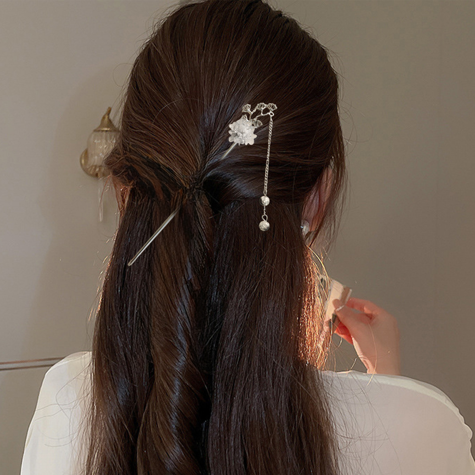 กิ๊บติดผมรูปดอกไม้สุดหรู วัสดุ - Hair Bundles บทวิจารณ์และราคา